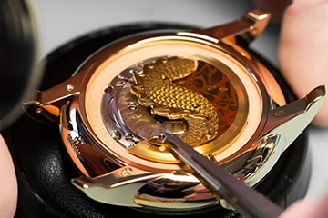 郑州卡地亚表换电池