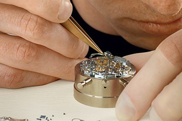 郑州卡地亚表没电了