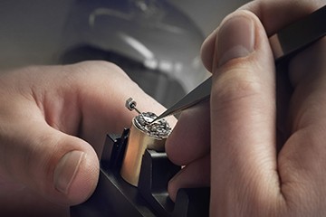 郑州卡地亚腕表电池更换