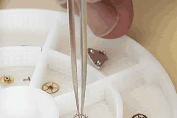 卡地亚手表郑州维修站地址查询